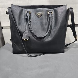 Black leather Prada Galleria Saffiano Lux tote bag